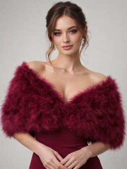 Estola de Plumas de Marabú – Elegancia para Eventos y Fiestas